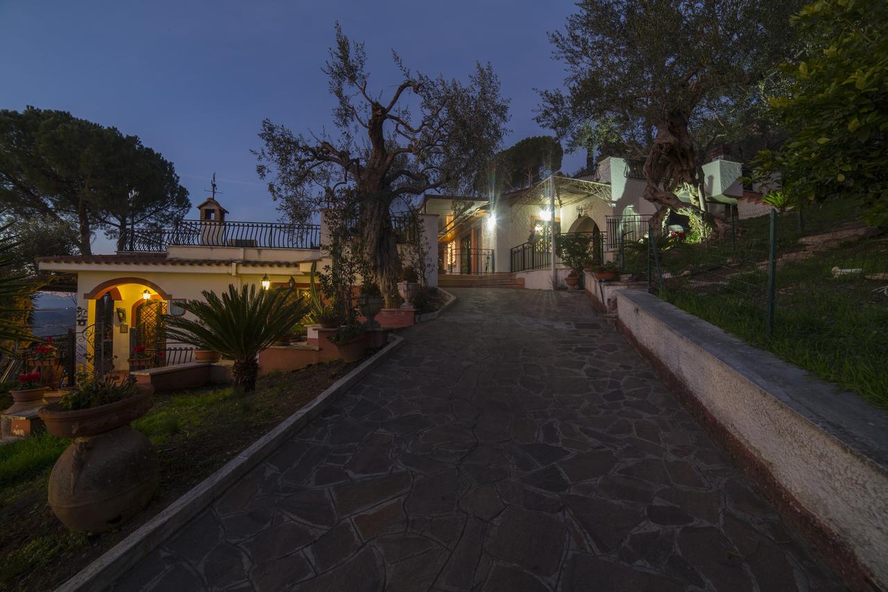 Millenovecento Apartment Tivoli Luaran gambar
